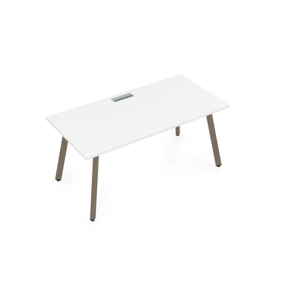 Стол рабочий прямолинейный на м/к 1400x700x750