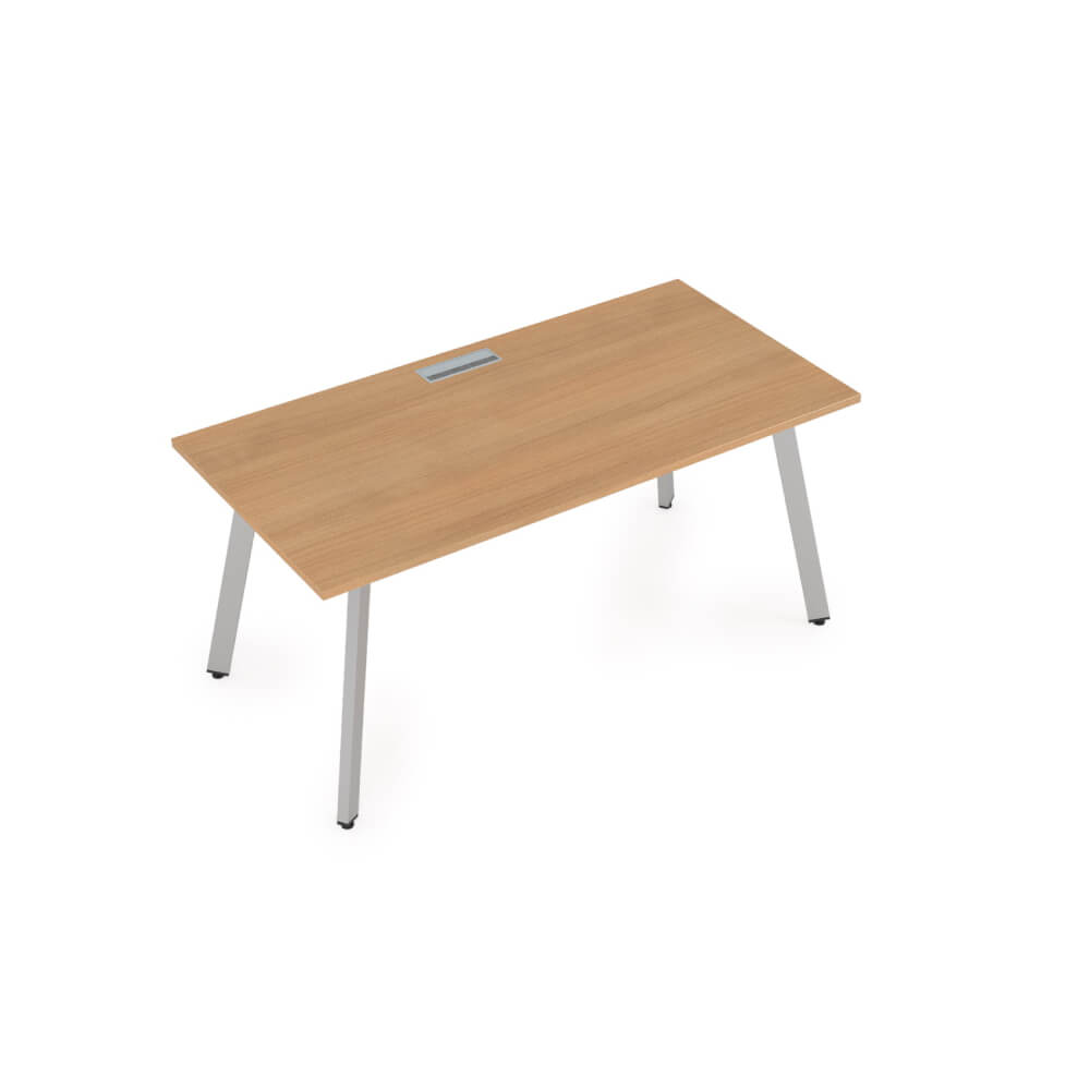 Стол рабочий прямолинейный на м/к 1400x700x750