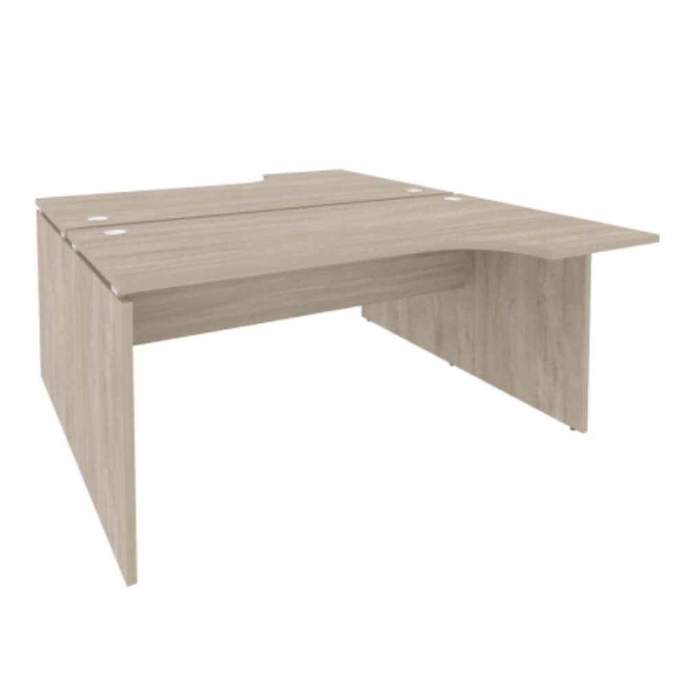 Эргономичная рабочая станции  на ЛДСП опорах 1580x1995x750