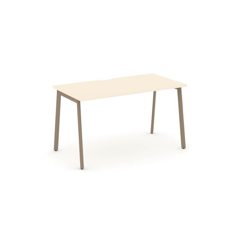 Стол письменный 1380x730x750