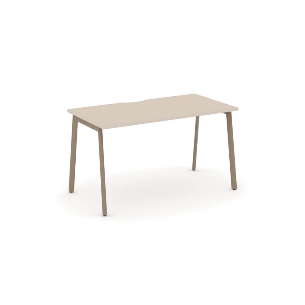 Стол письменный 1380x730x750